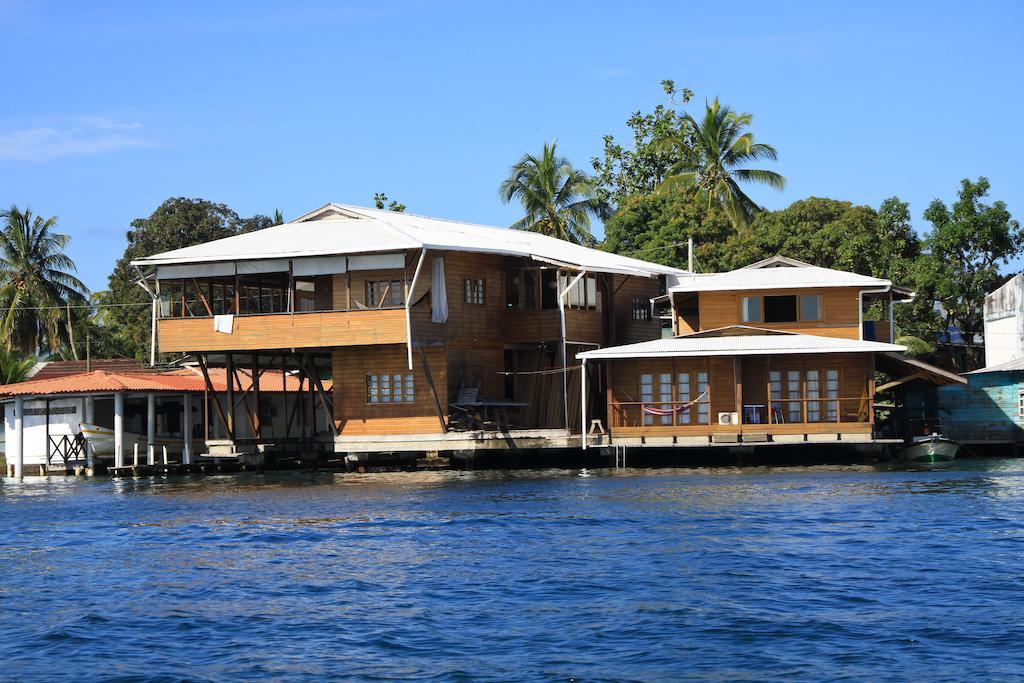 M&M'S Residencias Apartment Bocas del Toro Exterior photo